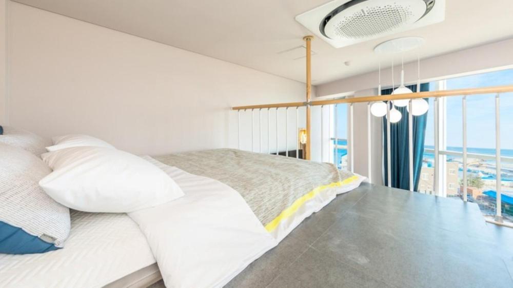 Gangneung Pier 86 Spa Pension Chambre photo